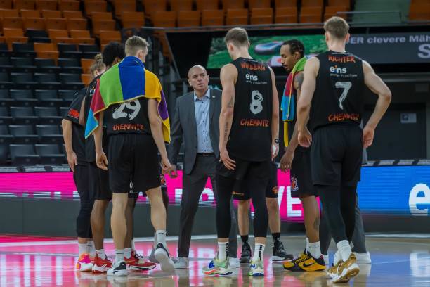 并非新鲜事 并非新鲜事